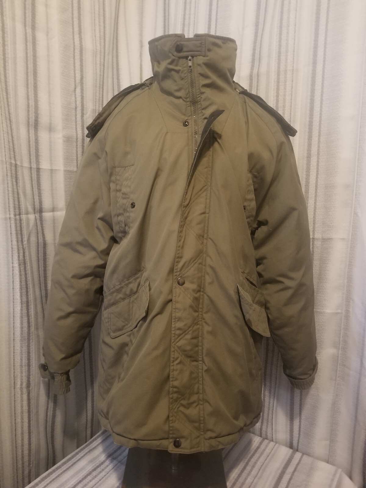 OMNI II LTD Jacket Men's Size Small - Beige Zip Up Hooded OMNI II LTD Jacket Men's Size Small - Beige Zip Up Hooded