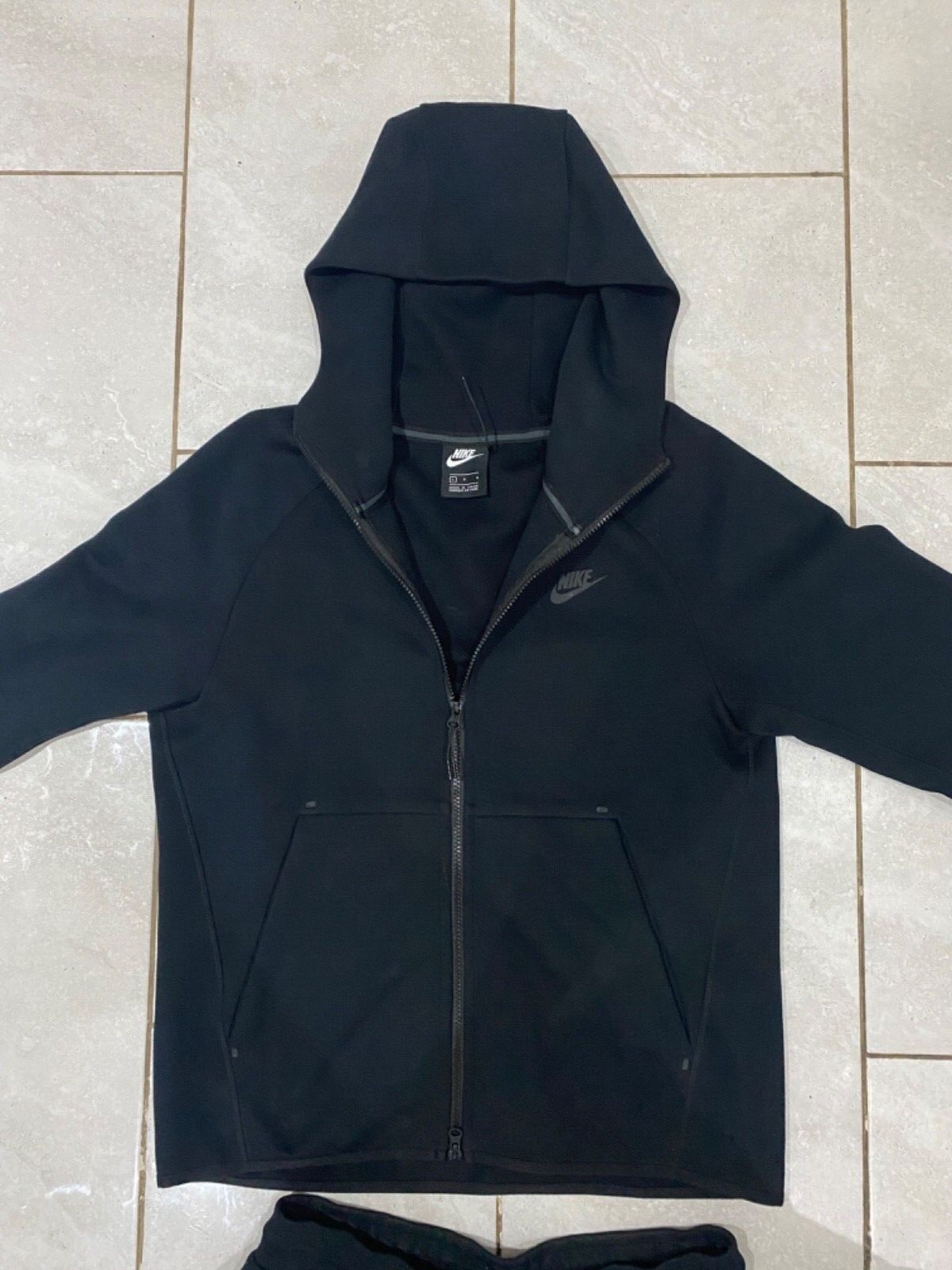 tech fleece tracksuit old season