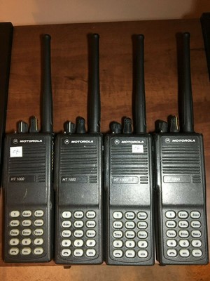 Motorola HT1000 UHF 403-470 MHz 16 Ch Full Keypad DTMF Conventional Portables