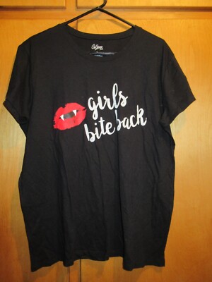 City Streets Size XL ''Girls Bite Back'' Black T-Shirt Vampire Goth Stretch NWOT