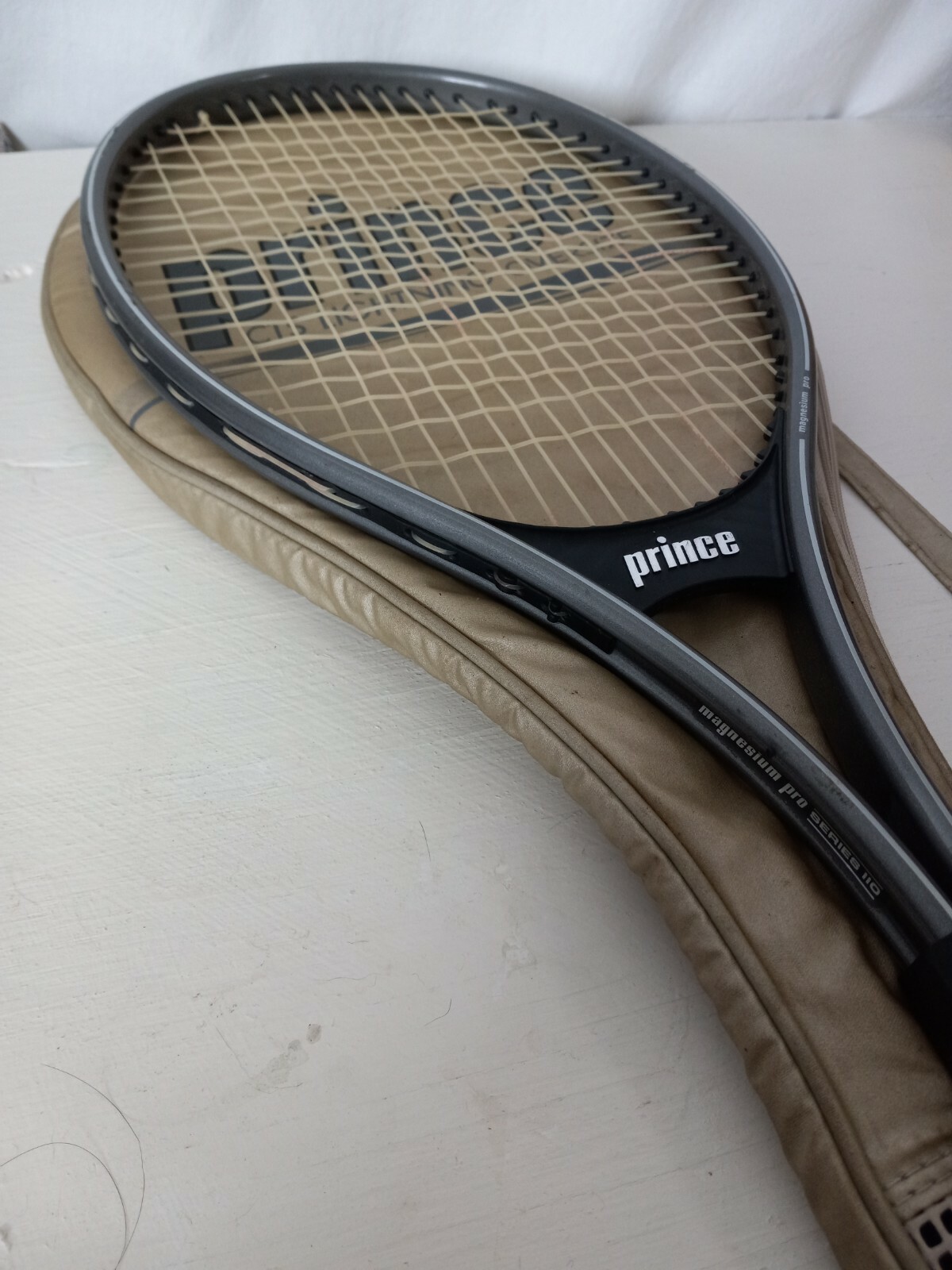 RARE! Prince Magnesium Pro 110 Tennis Racket Grip 4 1/2 GD