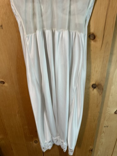 VTG60s Promise by Delores Poirette Shape White  Boned Bustier Slip  30-32 EUC