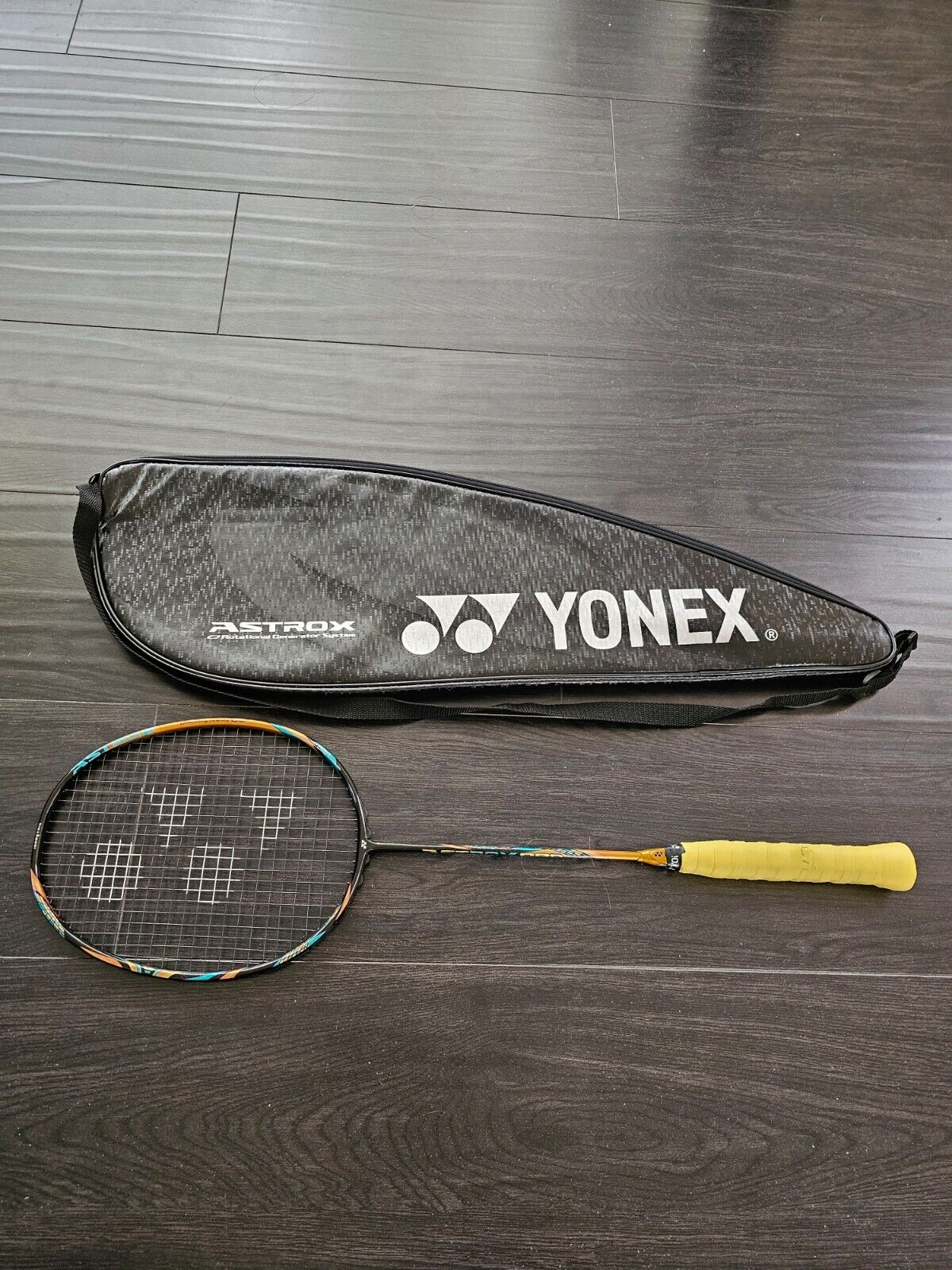Yonex astrox 88d pro or 88s pro from Japan (with strung and Yonex astrox 88d pro or 88s pro from Japan (with strung and