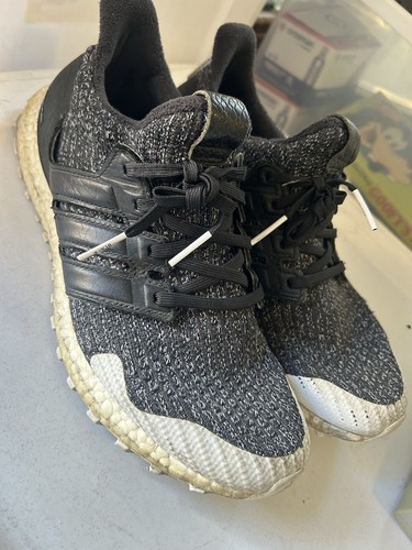 Size 9.5 - adidas Game Of Thrones x UltraBoost 4.0 Night display picture 3