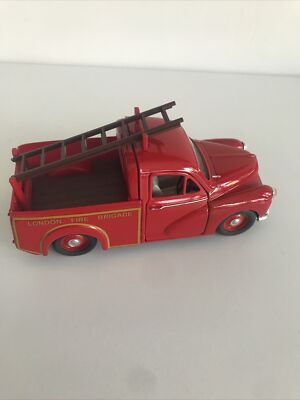 Die-Cast 1:26 scale London Fire Brigade Vehicle - New