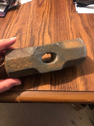 REALISTIC FOAM RUSTY WEAPON TOOL HALLOWEEN HORROR MOVIE Sledgehammer Head PROP