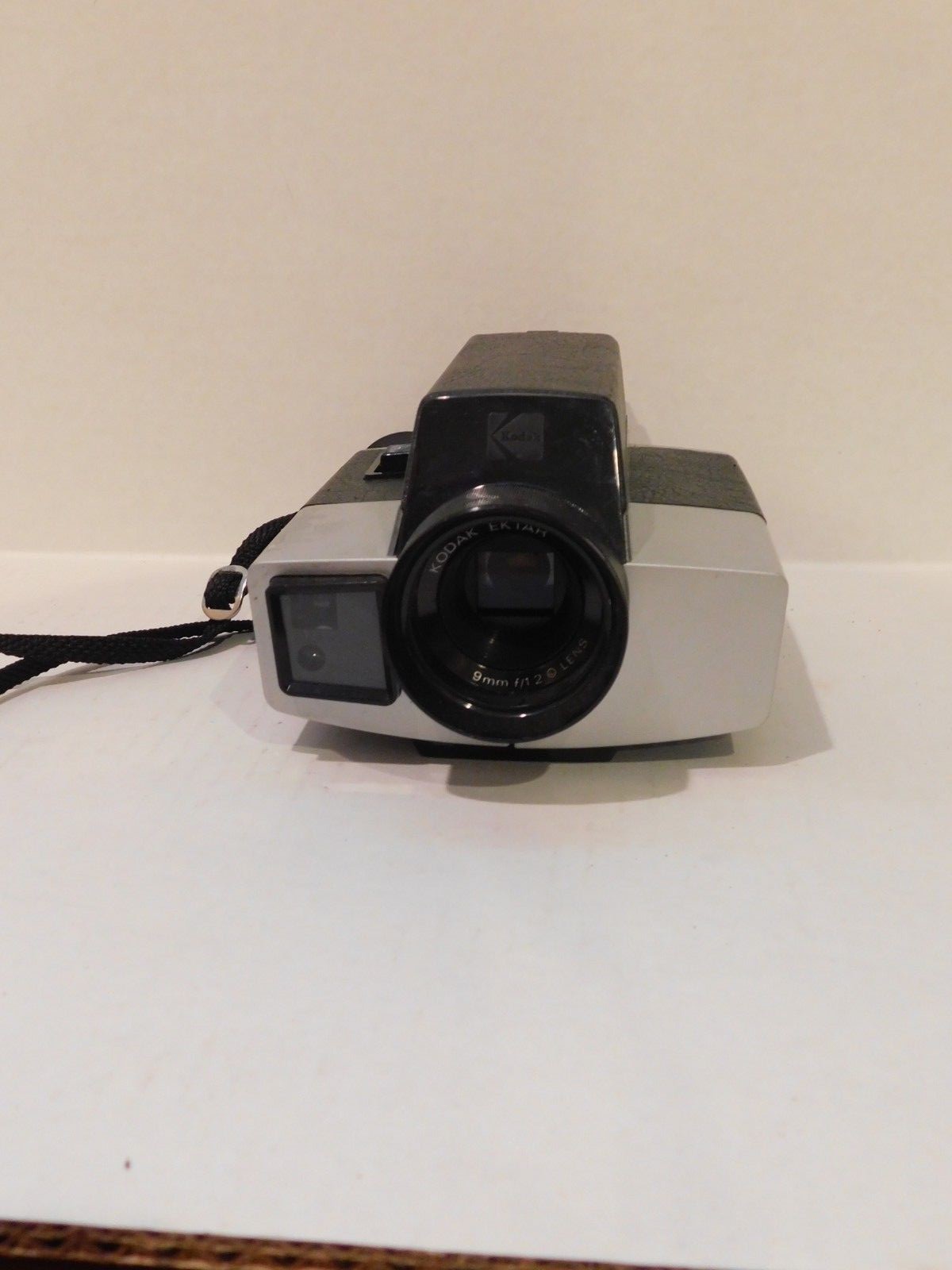 Vintage Kodak XL 330 8mm Movie Camera (Untested) Repair/Parts