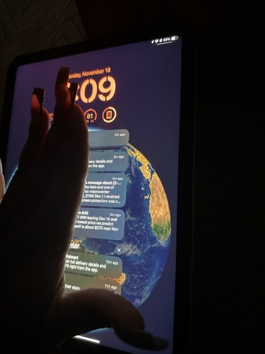 Apple iPad 10.9-inch 10th Generation (2022) 256GB Silver Wi Apple iPad 10.9-inch 10th Generation (2022) 256GB Silver Wi