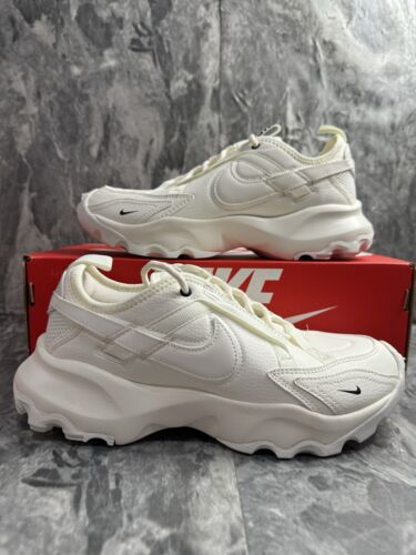 【NIKE】☆スニーカー☆ Nike TC 7900 Women's Shoes Nike TC 7900 Women's Shoes. Nike.com