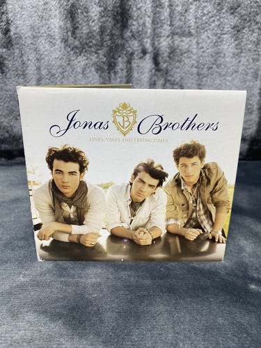サイン入り　海外雑誌　Jonas Brothers サイン入り 海外雑誌 Jonas Brothers - メルカリ
