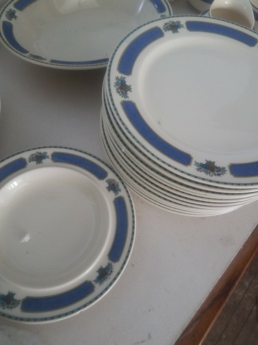 Syracuse China Sherwood Pattern Dinnerware Set 88 Pc Old Ivory USA Made