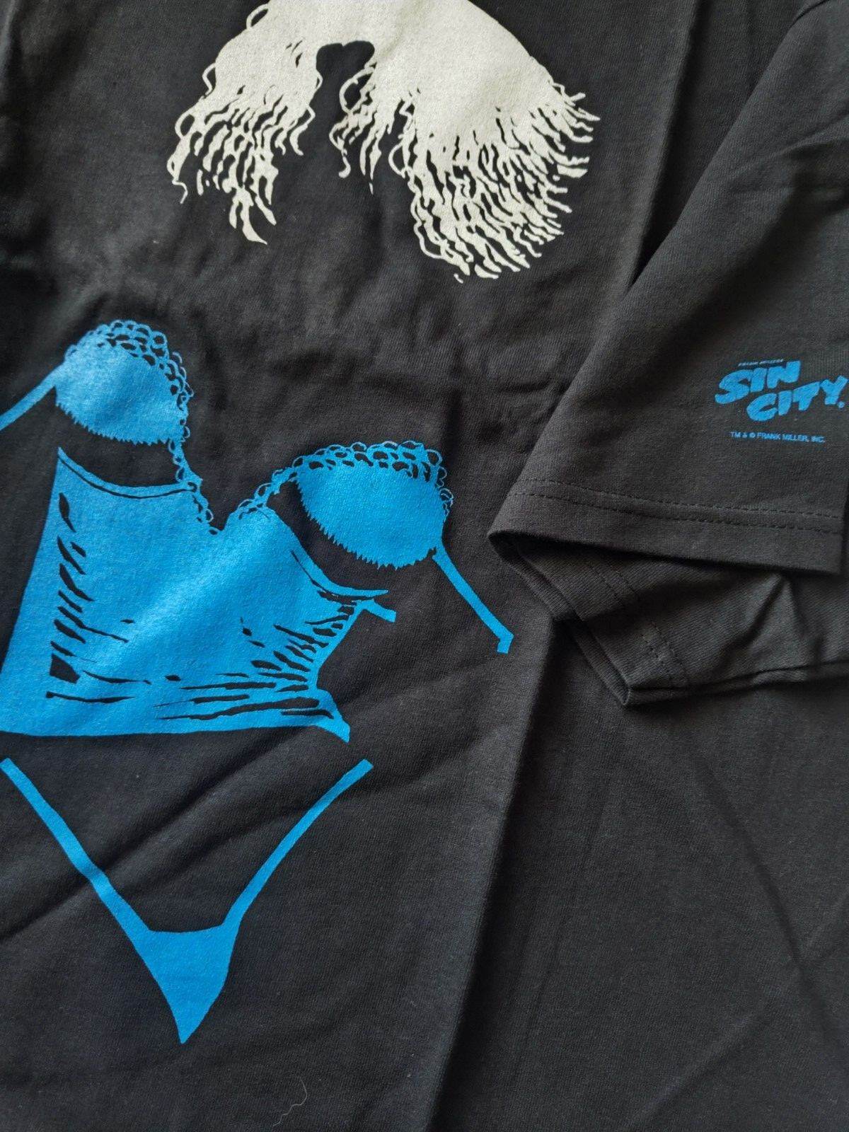 SIN CITY frank miller movie Tシャツ　XL Sin City Movie Muscular Crime Thriller Men's T-Shirt | eBay