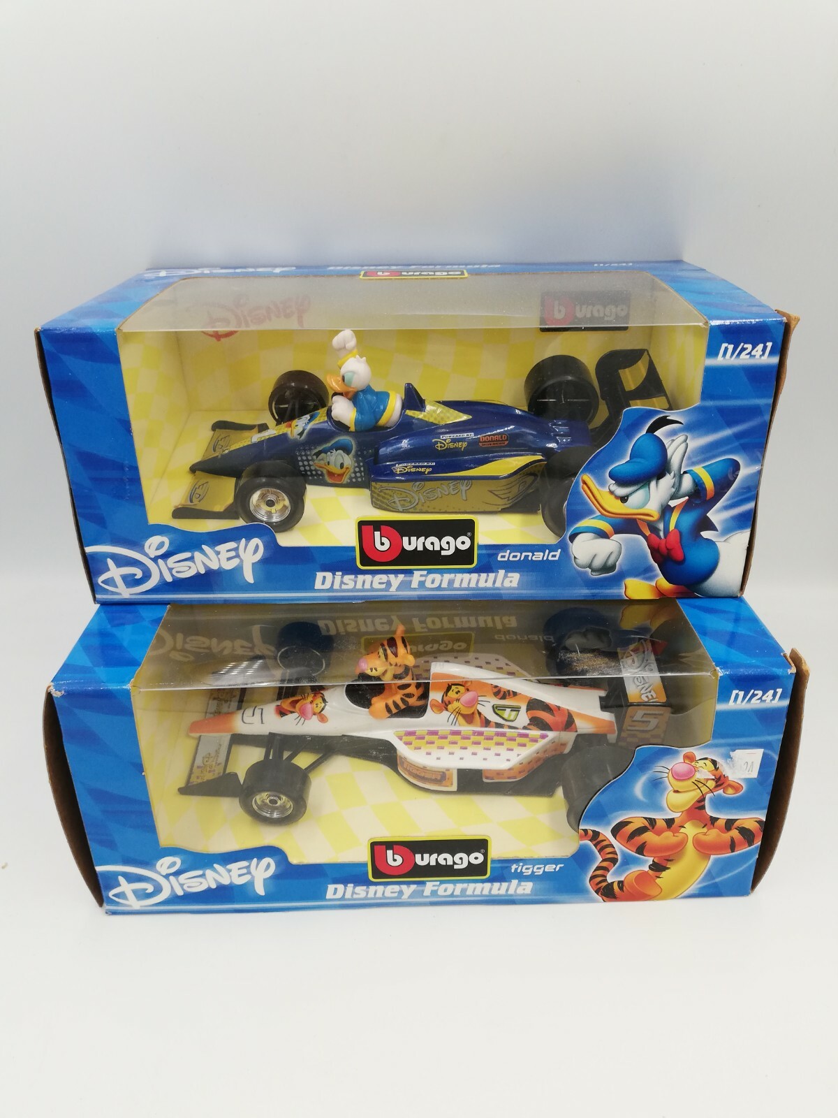 burago☆Disney　Collection☆Donald‘s 313 BBurago Disney - Donald's 313 Convertible (1:18, Red/ Blue