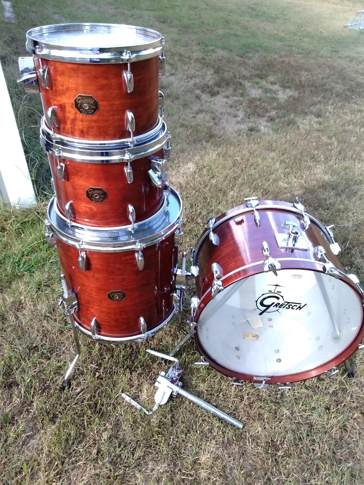 81' Gretsch Drop G Drumset w/ Jasper Shells/Walnut Finish 12/13/16/22 Tom Mount