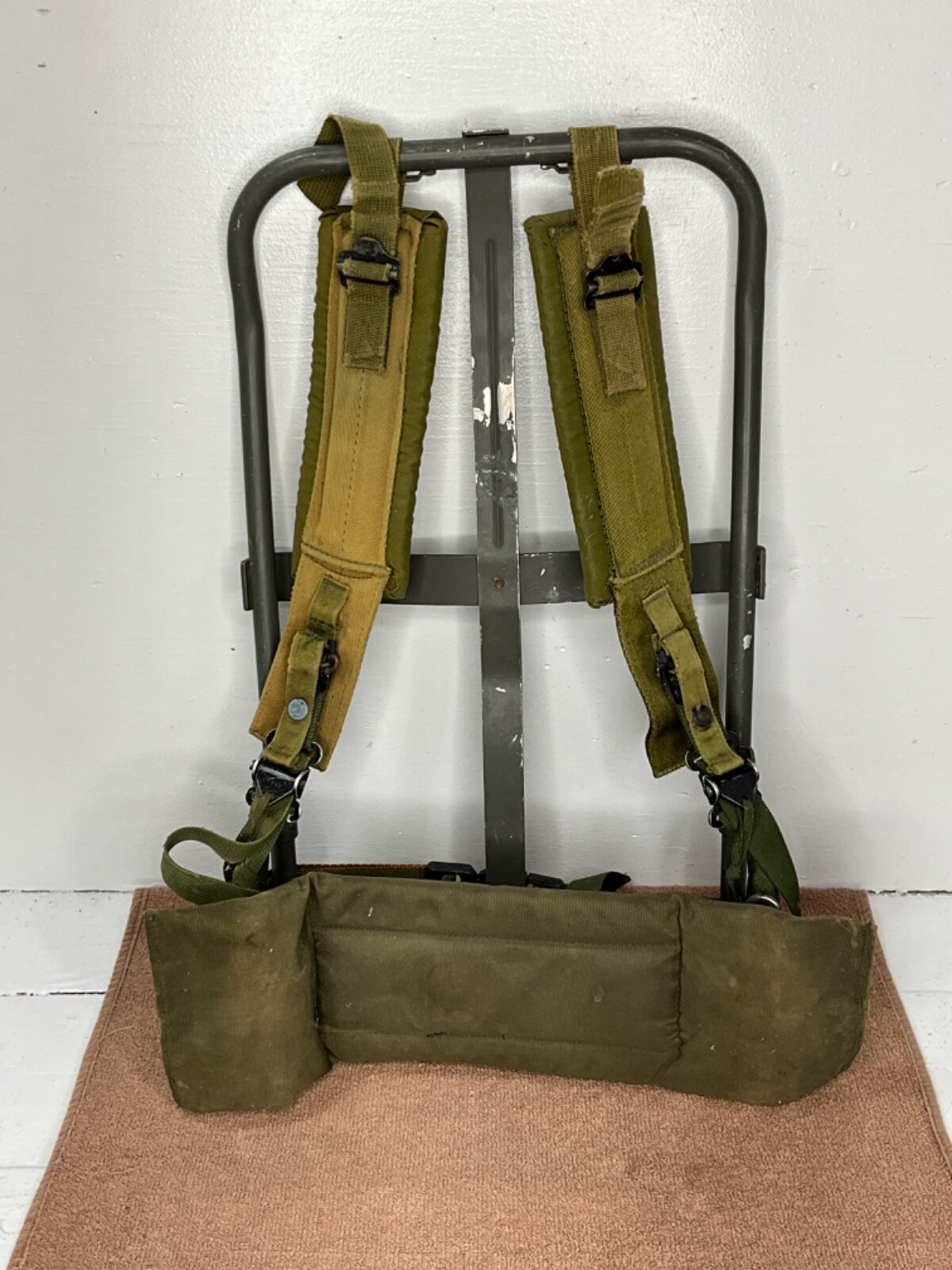 USGI ALICE Pack Frame Complete w/ Shoulder Straps & Waist USGI ALICE Pack Frame Complete w/ Shoulder Straps & Waist