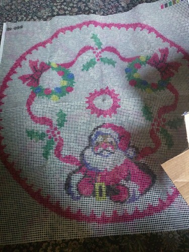 CHRISTMAS SANTA TREE RUG SKIRT READICUT SHILLCRAFT Latch Hook Rug FULL KIT