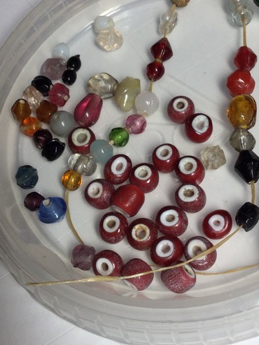 Indian Trade Glass Beads Columbia River Cherokee Plenty