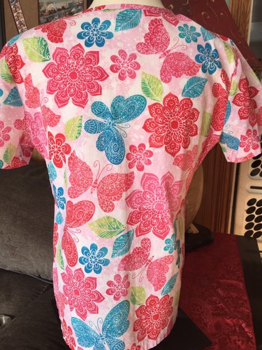 Peaches Scrubs Lot 3 Tops And 1 White Cross Top Size LARGE Vguc