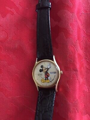 Seiko Quartz Walt Disney Mickey Mouse Women's Watch Day Date Vintage EUC
