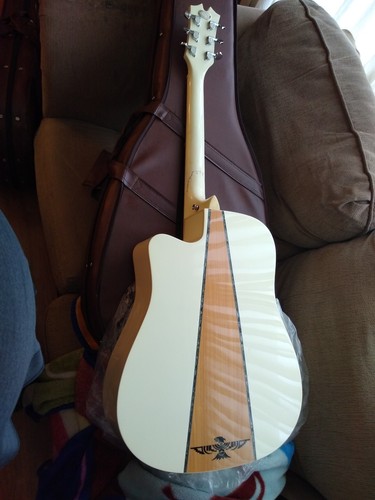 Keith urban acoustic electric guitar