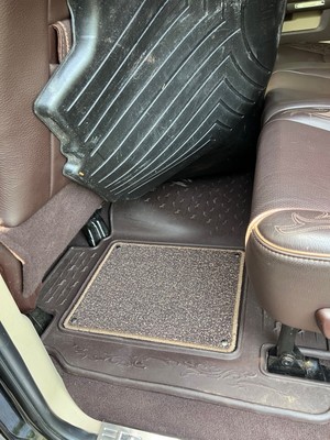 image 5 of interior