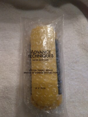 Avon Techniques Stylish Travel Brush