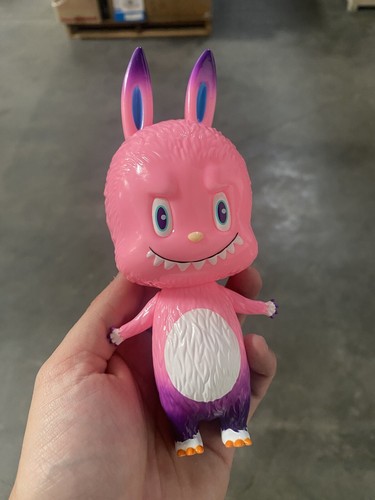 Labubu Res how2work by Kasing Lung vinyl figure pink purple Labubu Res how2work by Kasing Lung vinyl figure pink purple