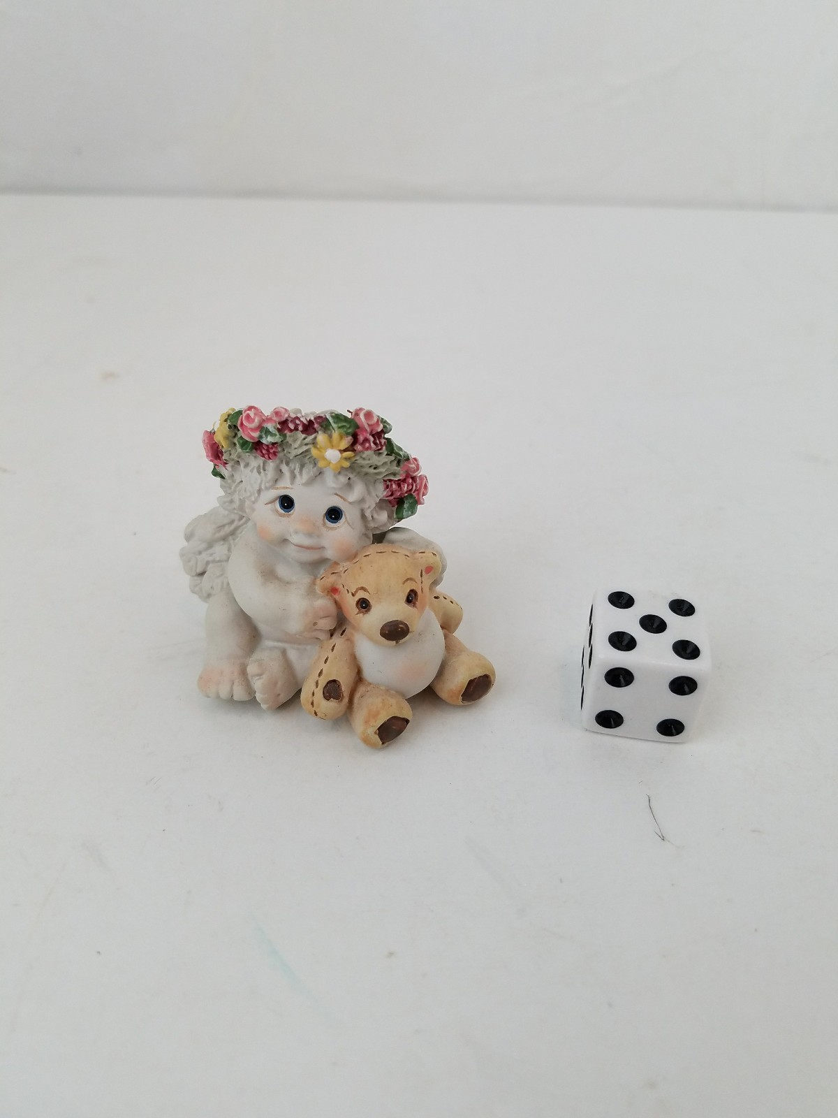 Dreamsicles Mini Figurine Cherub Playmates 1996 DC020 Teddy Bear