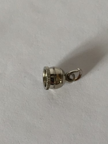 Magnetic lobster claw clasp closure converter set gold tone and silver tone