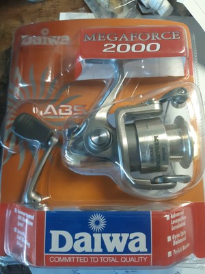 Baitcasting Reel W//Twitchin Bar NEW//SEALED 7.1 Details about / DAIWA Megaforce 100TSH