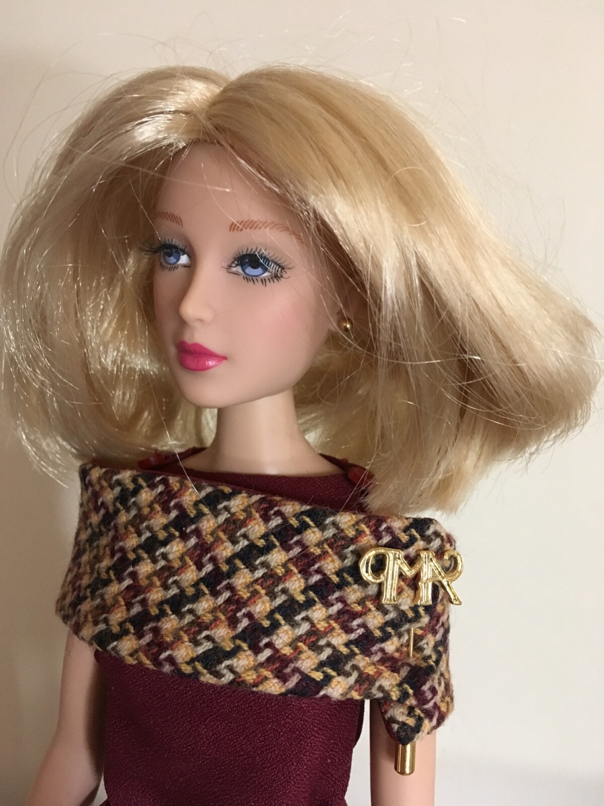 MADAME ALEXANDER DOLL ~ 16