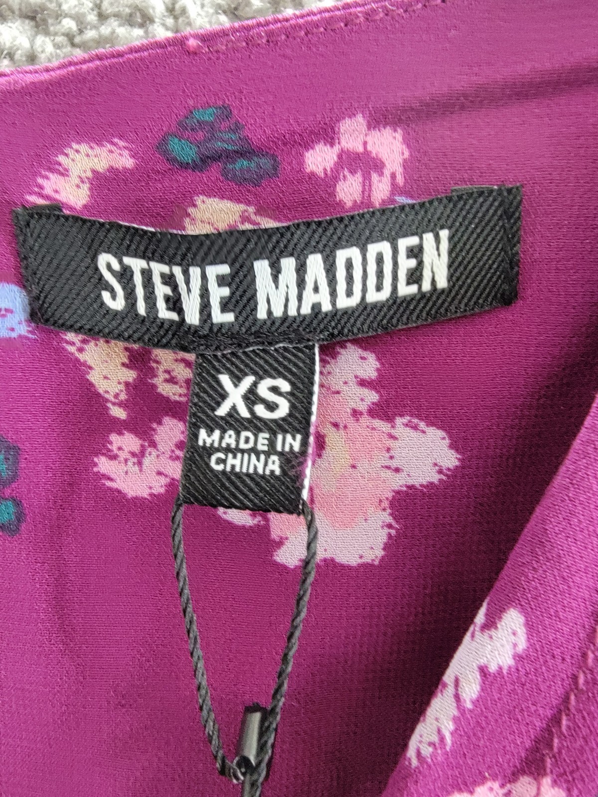 Steve Madden Rami Chiffon Pintuck-Detail Floral-Print Dress Women's XS Plum L/S - Picture 9 of 16