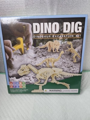 DINO DIG DINOSAUR EXCAVATION KIT (T18) (T92)