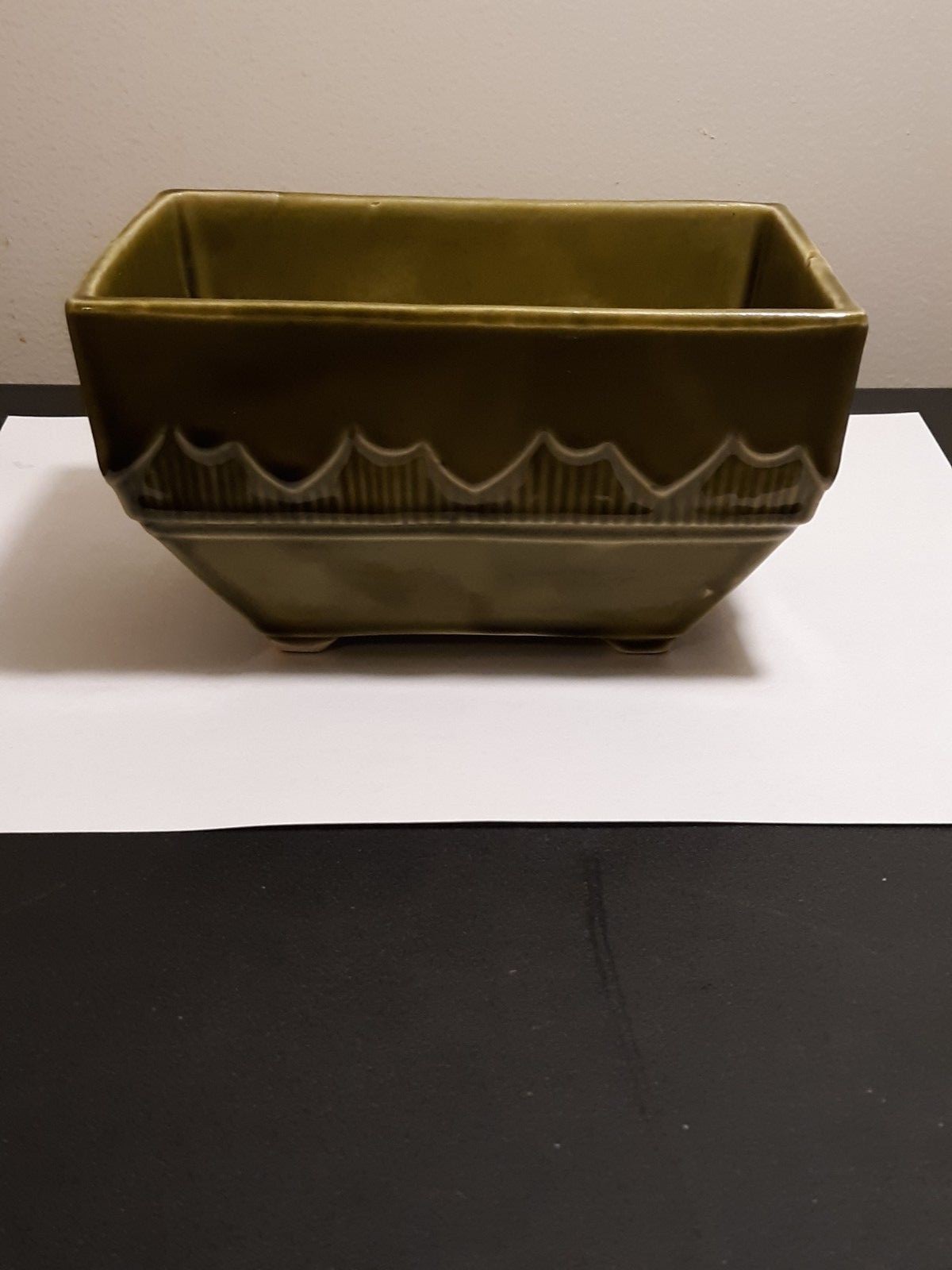 usa pottery green planter, hull, hall, mccoy marked #611