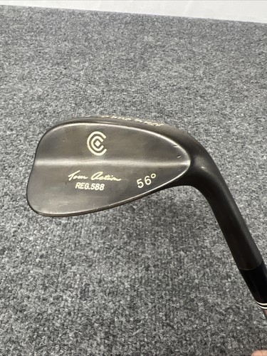 Cleveland Tour Action Reg. 588 56&deg; Sand Wedge Right Hand