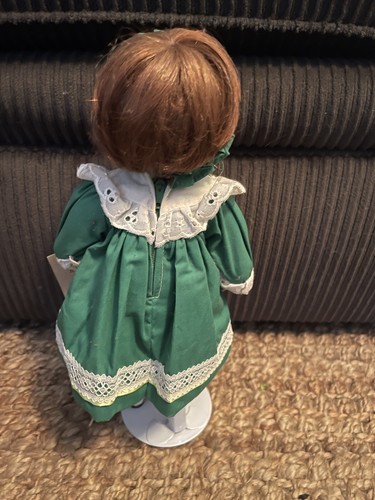 Alberon Shamrock Collection "Una" Porcelain Doll w/ Box Tags Stand