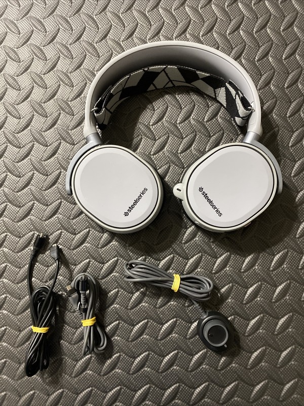 steelseries arctis 3 ps5