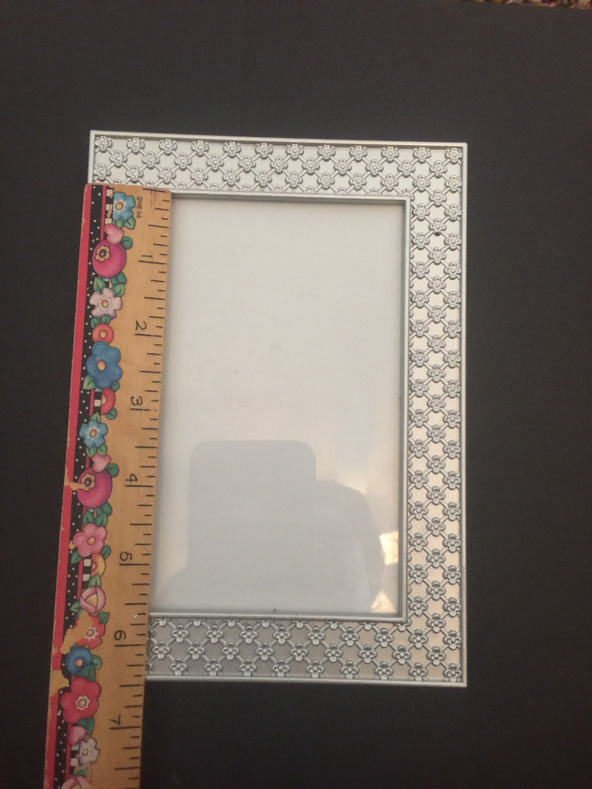 Picture Frame Silver Plastic and Glass Set of 3