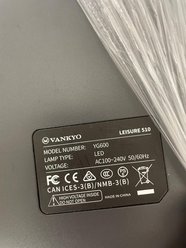 VANKYO YG600 COMPACT PROJECTOR, NO CABLES