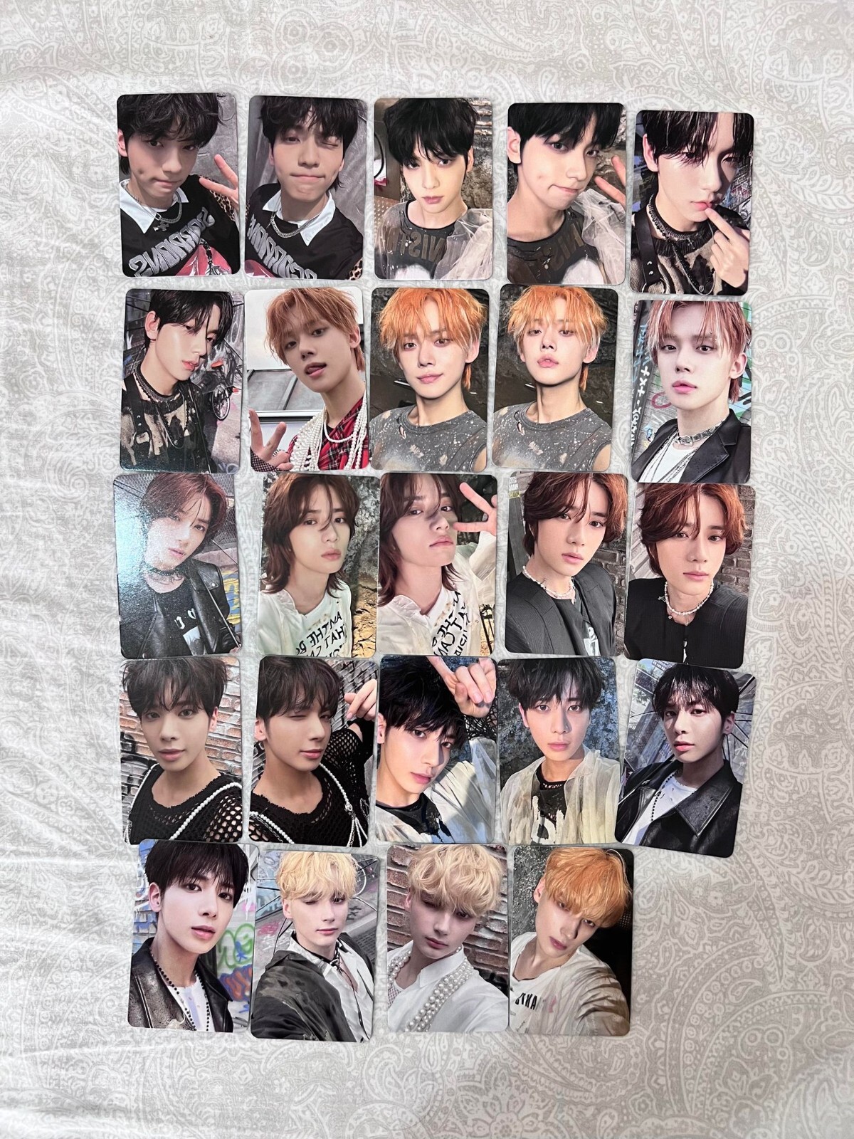 TXT 2021Dreamweek IDカードセット TXT 2021 DREAM WEEK STUDENT ID CARD SET - メルカリ