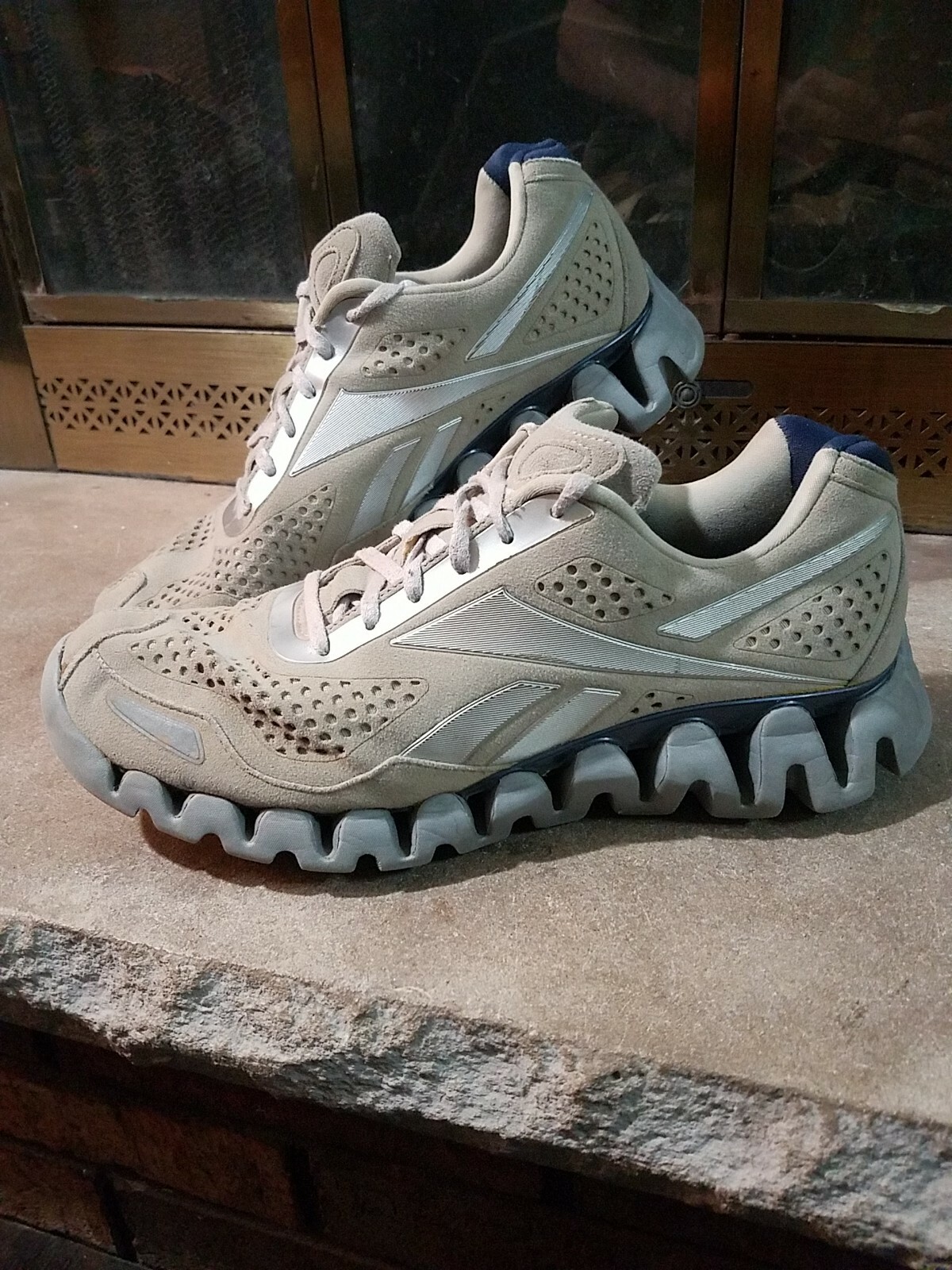 Reebok Zigtech Ziglite Zignano Mens Size 10.5 Gray Suede Running Training  Shoes: купить с доставкой из США, цена 8 375 руб - (324499505432)