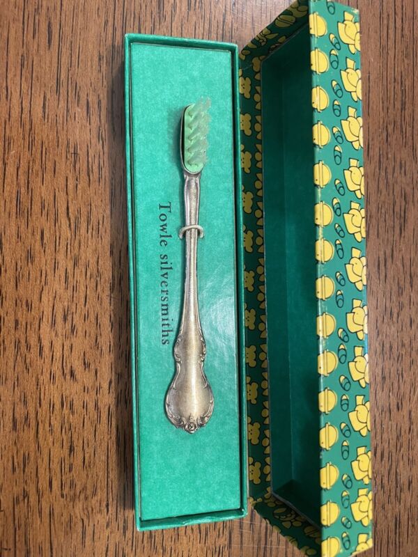 VINTAGE TOWLE Sterling Silver Baby Toothbrush with Brush Head In  Original Box