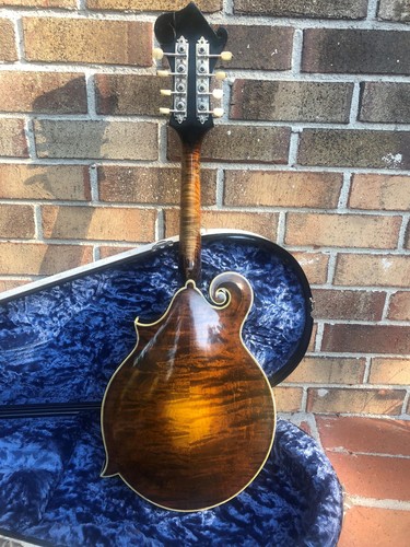 1985 GILCHRIST MODEL 5 MANDOLIN TONE BAR OAK FINISH AMAZING SOUND PRICED TO SELL