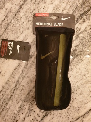 nike mercurial blade carbon