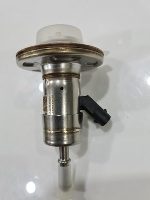 DELPHI  Adblue injector for VW 2.0 TDI 05L131113E original By Dhl Express.