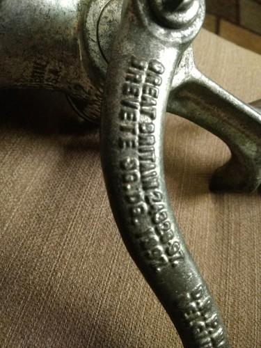 Vintage LF&C No 2 Universal Food Chopper/Meat Grinder+Cutters-New Britain 1899