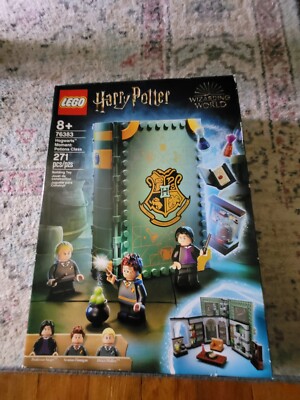 LEGO Harry Potter TM: Hogwarts Moment: Potions Class (76383)