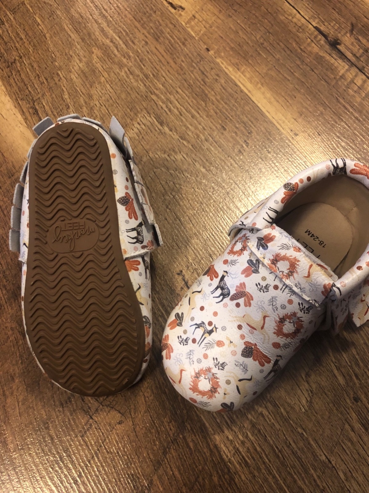 monkey feet brand. Limited print addition. Size 18-24m (approx. size 7).