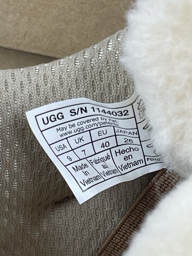 Pre-owned Ugg Lowmel 'chestnut' Women's Size 9 1144032-che In Brown