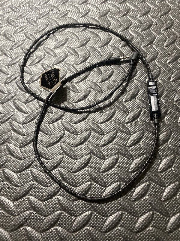 turtle beach aux mic